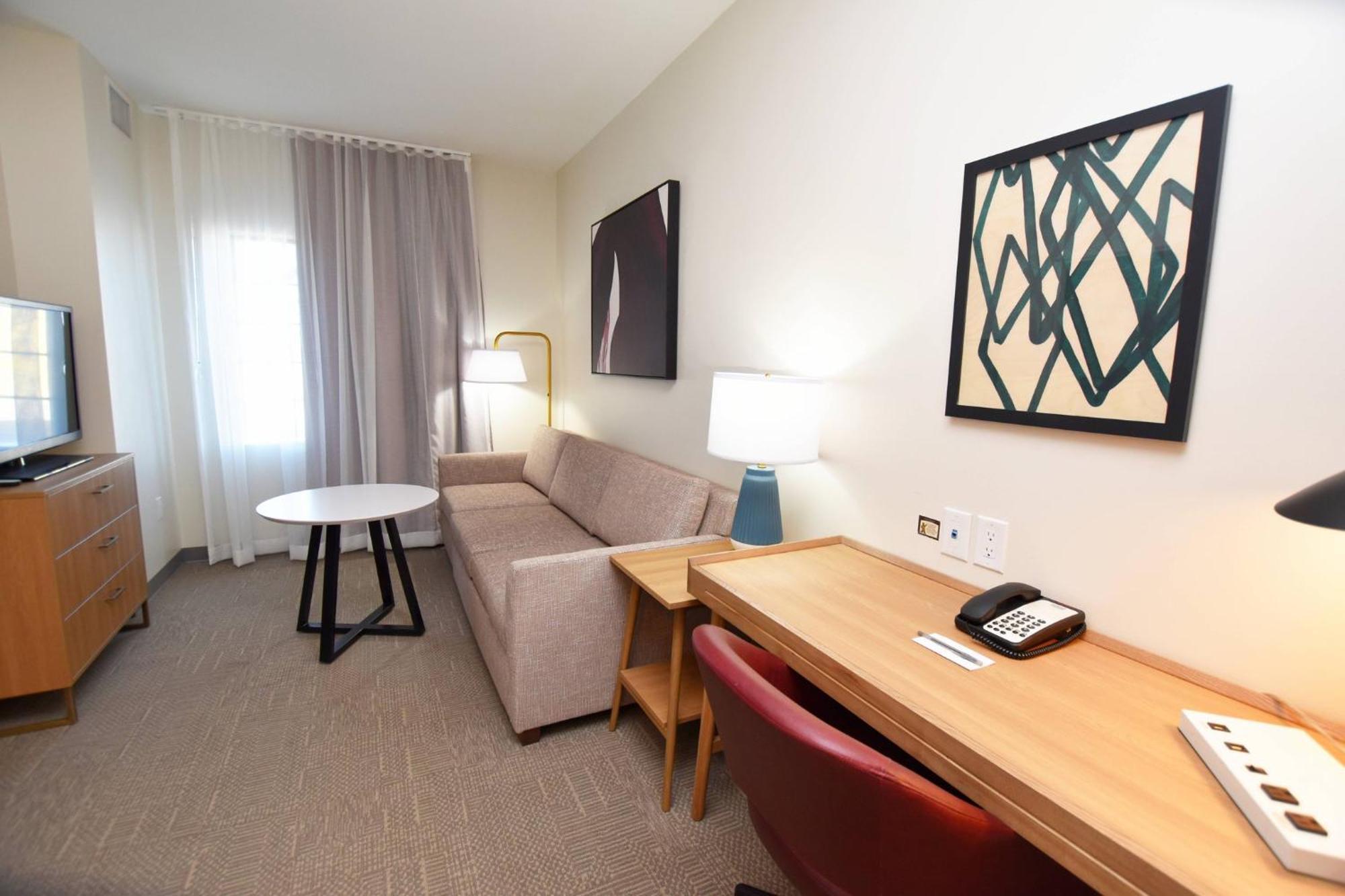 สเตย์บริดจ์ สวีท ดีทรอยต์-โนวี Hotel ภายนอก รูปภาพ